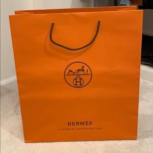 Large Hermès shopping bag